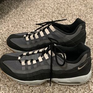 SALE❤️❤️❤️Nike Men’s Air Max 95 Sneakers - Black, Gray & White